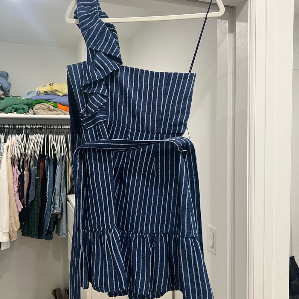 Alexis dress